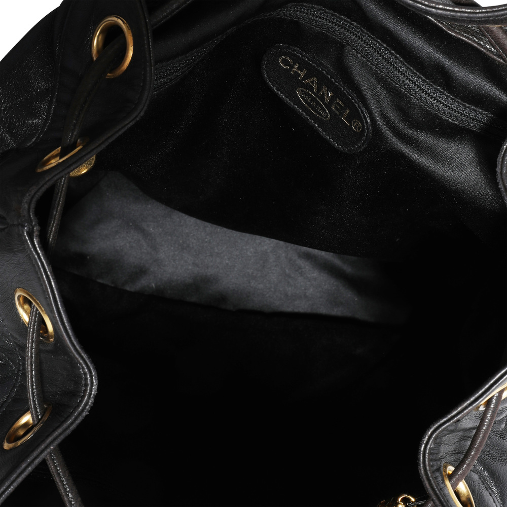 Chanel Vintage Black Quilted Lambskin Backpack - Picture 5 of 7